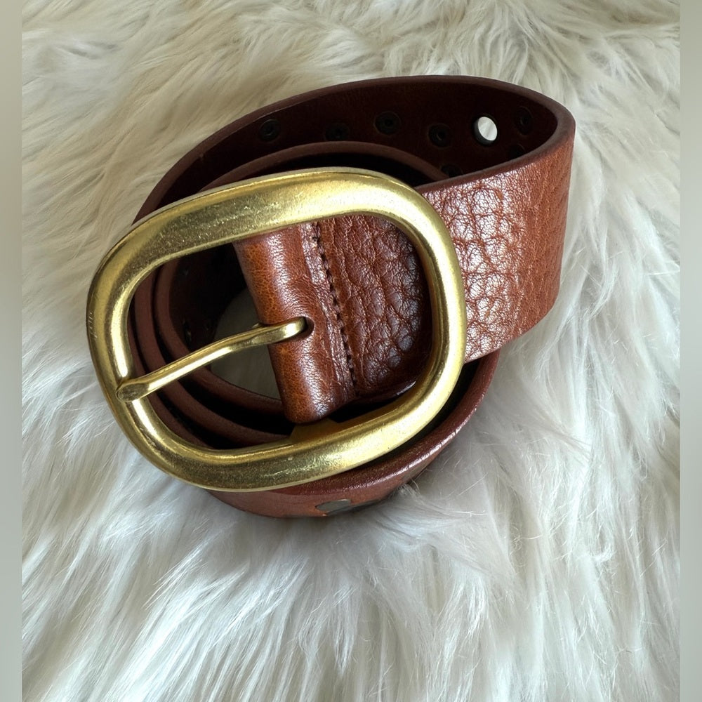 🇨🇦 Brave Leather Collection - Cognac Leather with Rivets