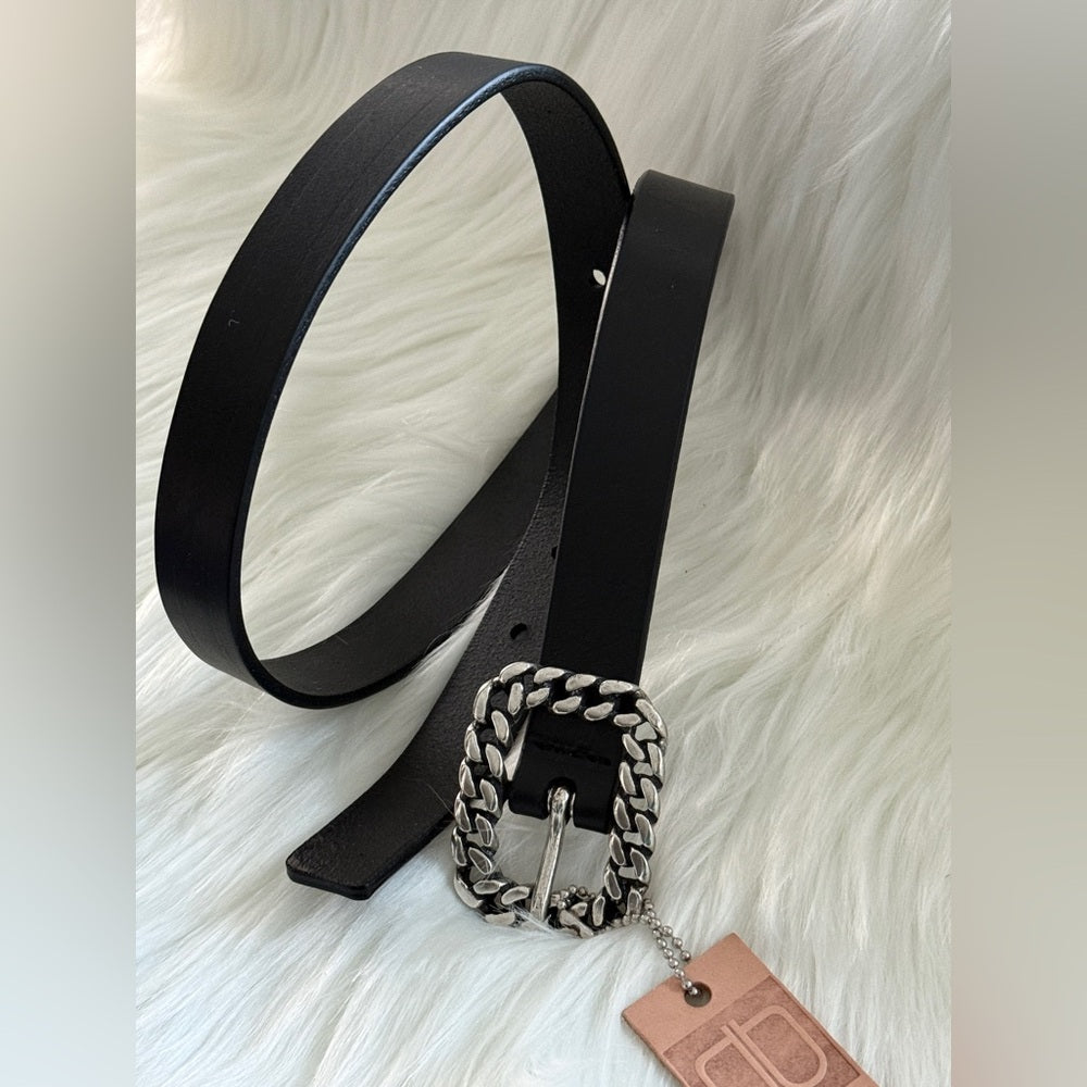 🇨🇦 Brave Leather Collection - Adesina