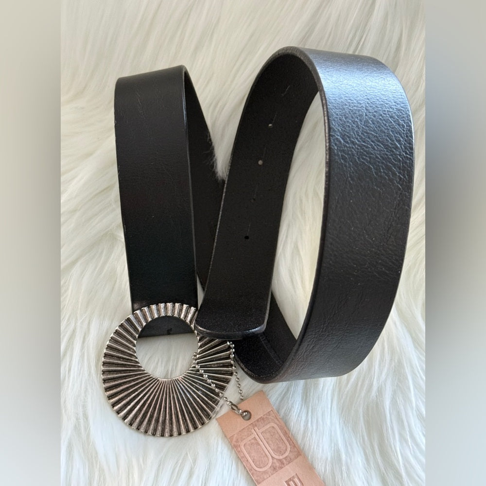 🇨🇦 Brave Leather Collection - Black Leather w SILVER buckle JAZZLYN