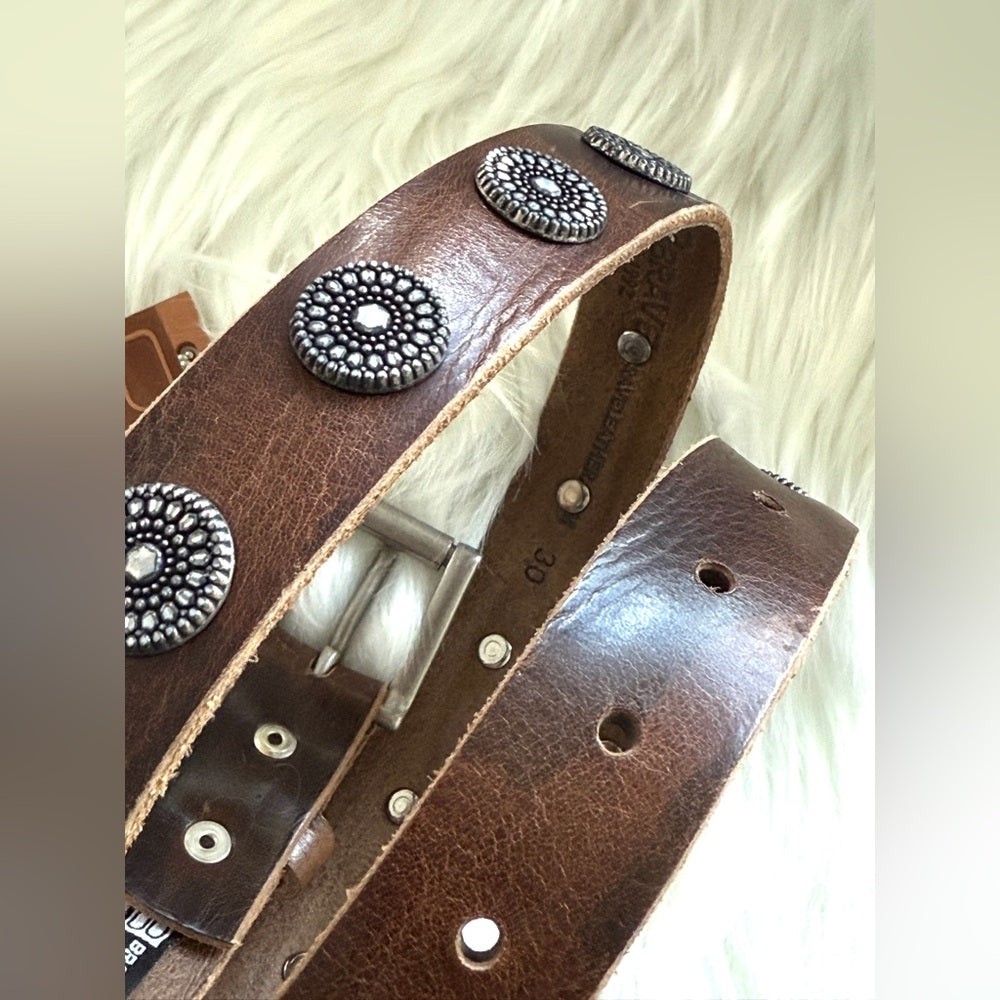 🇨🇦 Brave Leather Collection - Brown Leather w brushed SILVER buckle BELLSIE