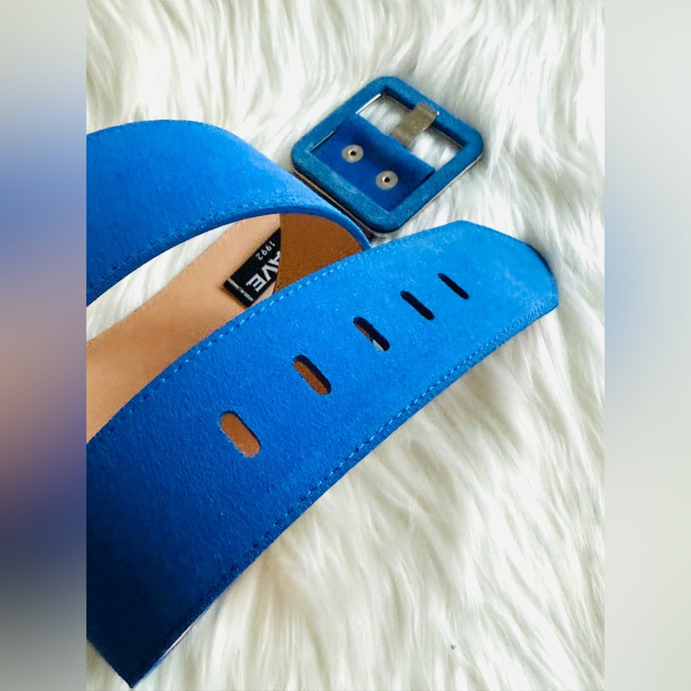🇨🇦 Brave Leather Collection - Blue Suede Leather w gold Accent MAKANI