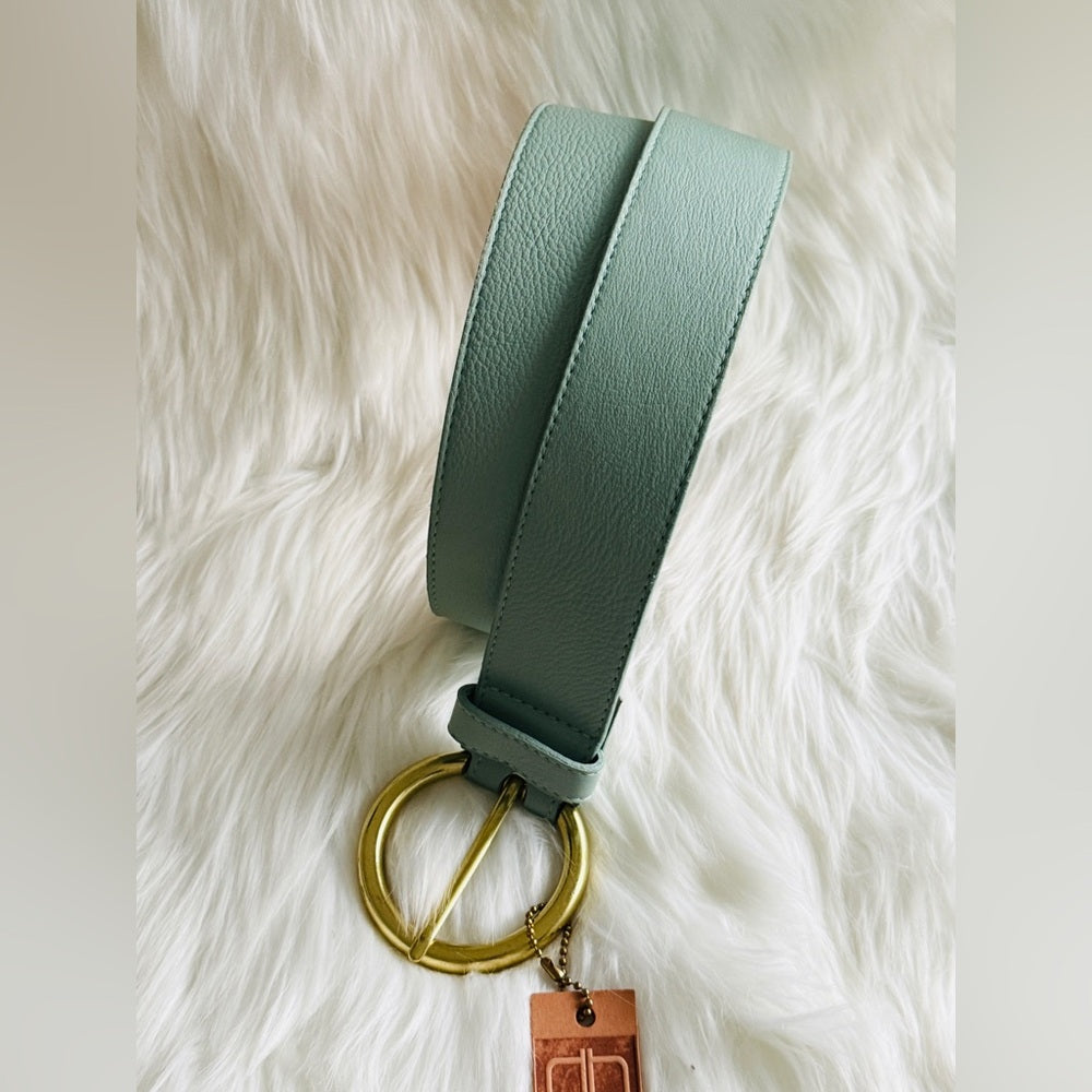 Brave Leather - Seafoam Pebble Leather - VIKA