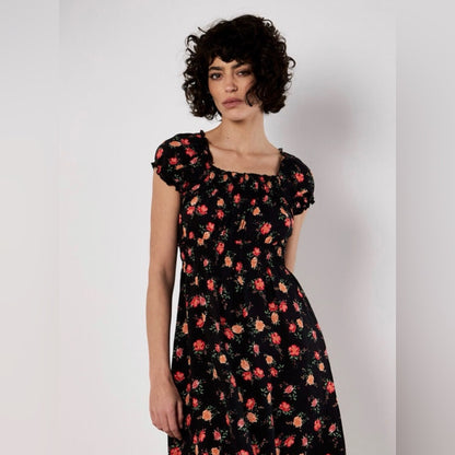 APRICOT 🍑- vintage rose milk maid Dress