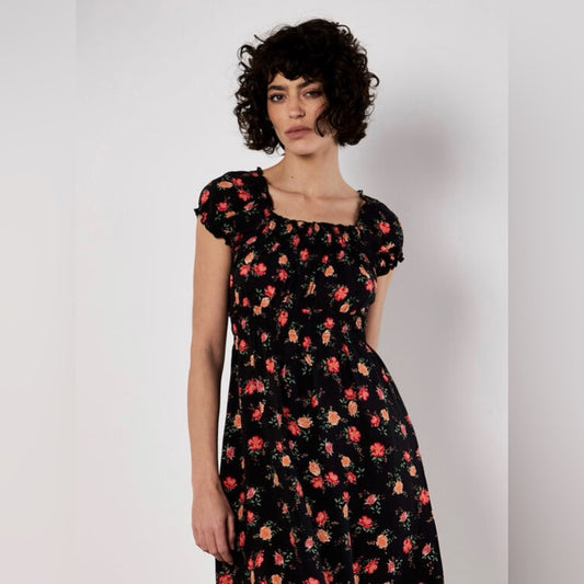 APRICOT 🍑- vintage rose milk maid Dress