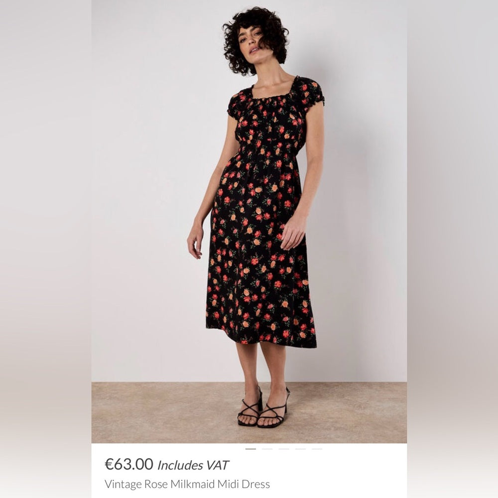 APRICOT 🍑- vintage rose milk maid Dress