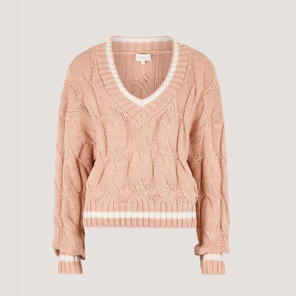 LAST ONE - APRICOT 🍑 V-Neck Cable Knit Sweater - Blush Pink