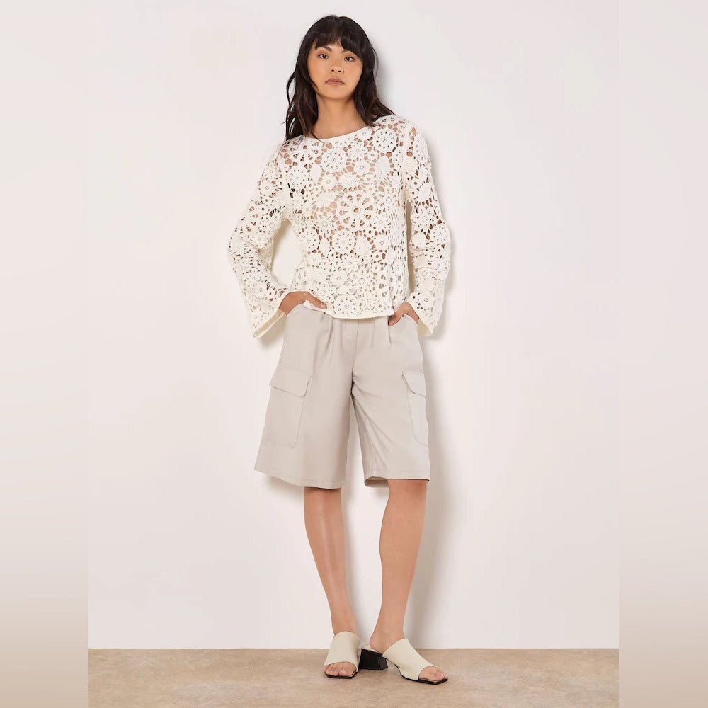 APRICOT 🍑- Women's White Crochet Lace Long-Sleeve Top