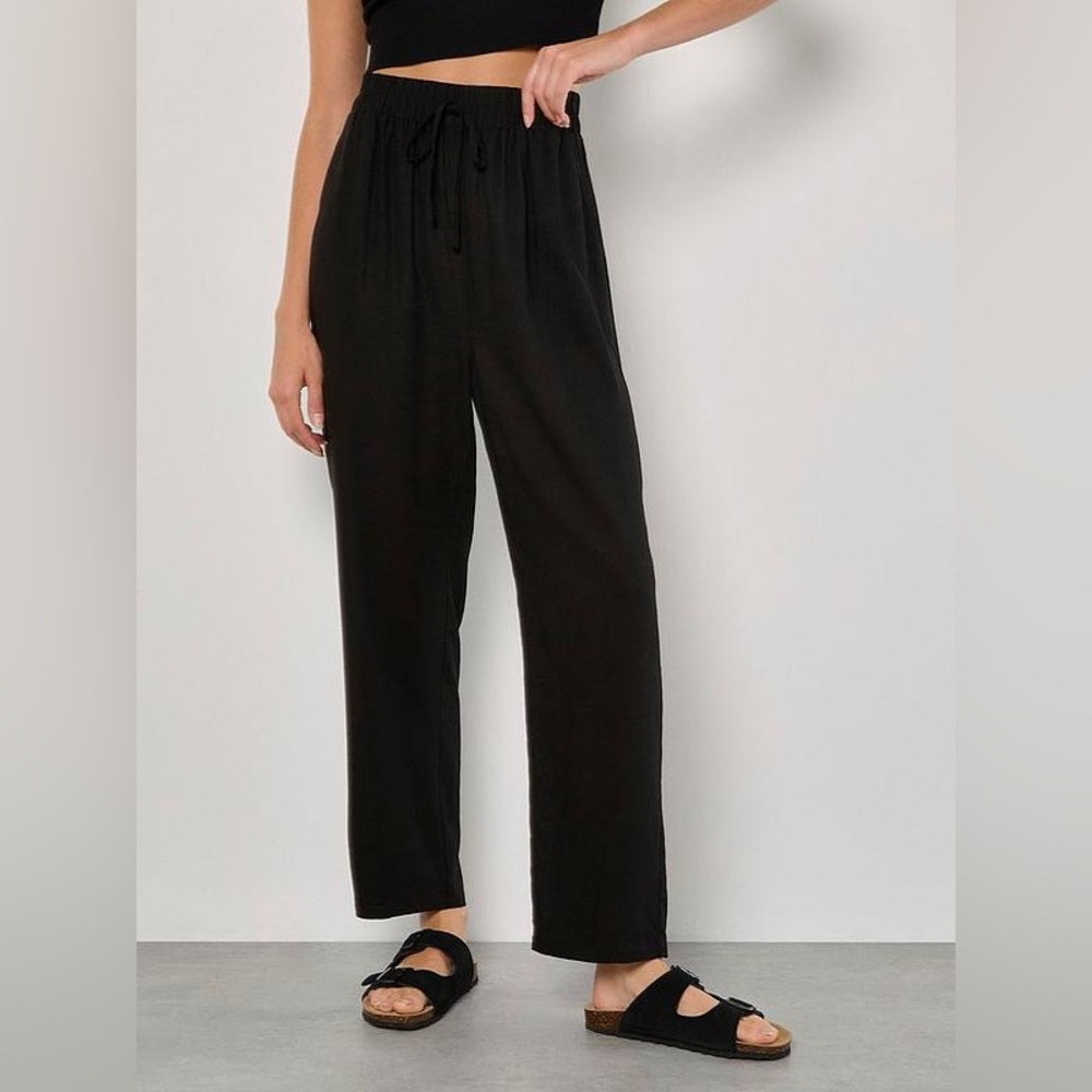 APRICOT- 🍑OMG 🩷 - Black Linen & Viscose Pants!!!!!