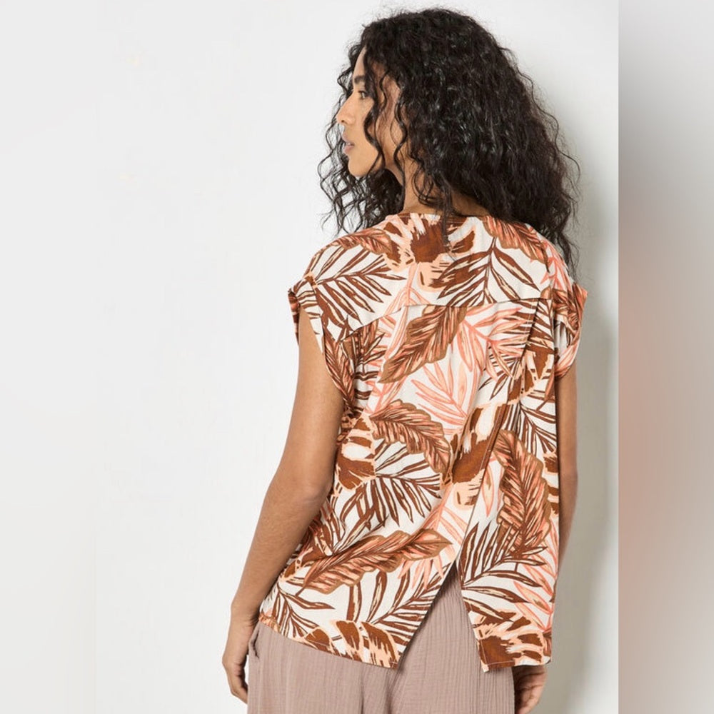 APRICOT 🍑- Tropical Leaf Print Cap Sleeve Top - Multi Brown/Pink