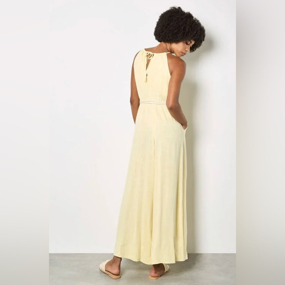 APRICOT 🍑- Women’s Halter Neck Wide-Leg Jumpsuit — Cream