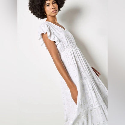 APRICOT 🍑- White detailed V-Neck Midi Dress