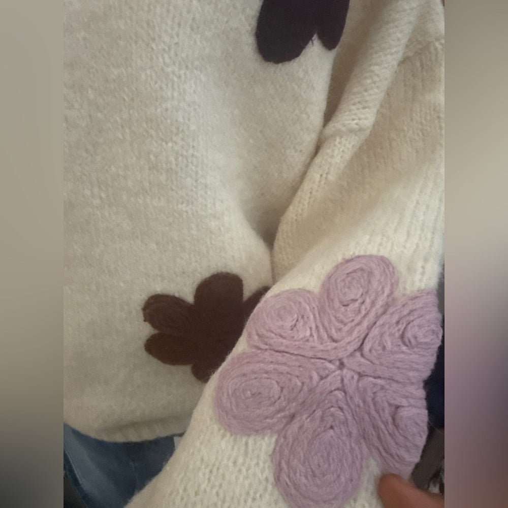 APRICOT 🍑 - Cream Floral Appliqué Turtleneck Sweater