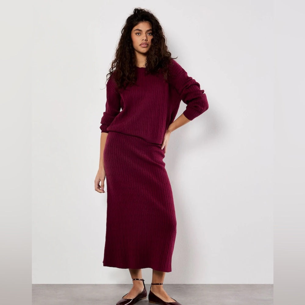 APRICOT 🍑- Burgundy Cable-Knit Crewneck Batwing Sweater
