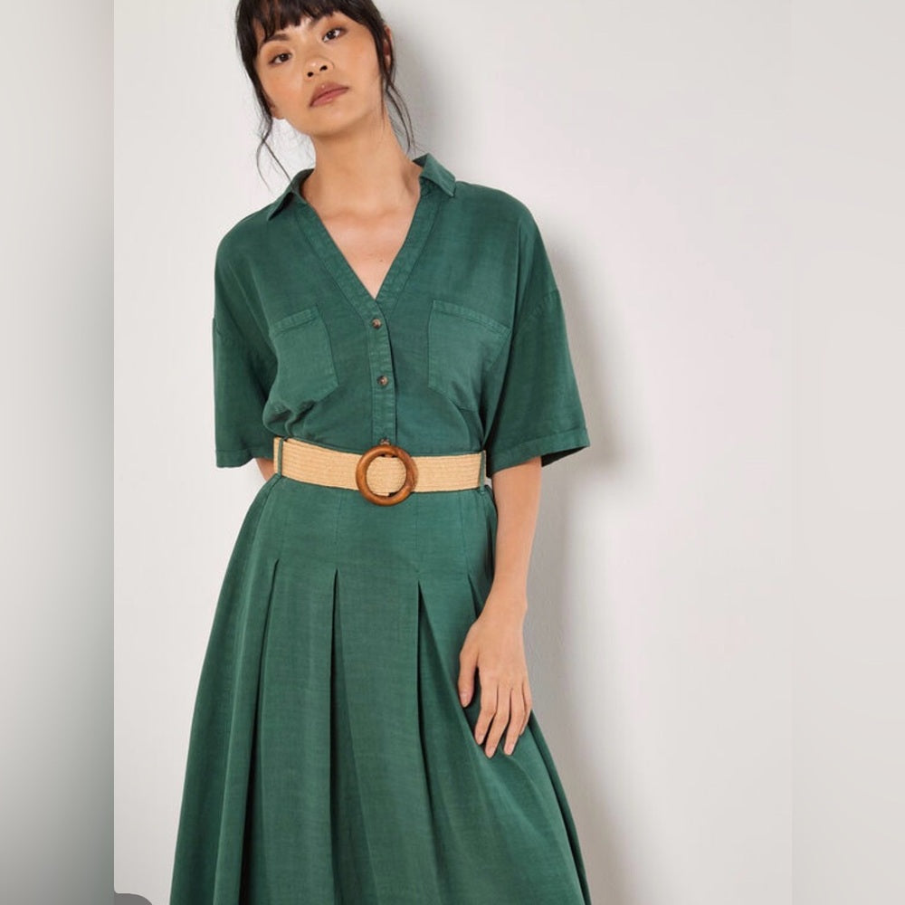 Green Pleated Maxi Skirt