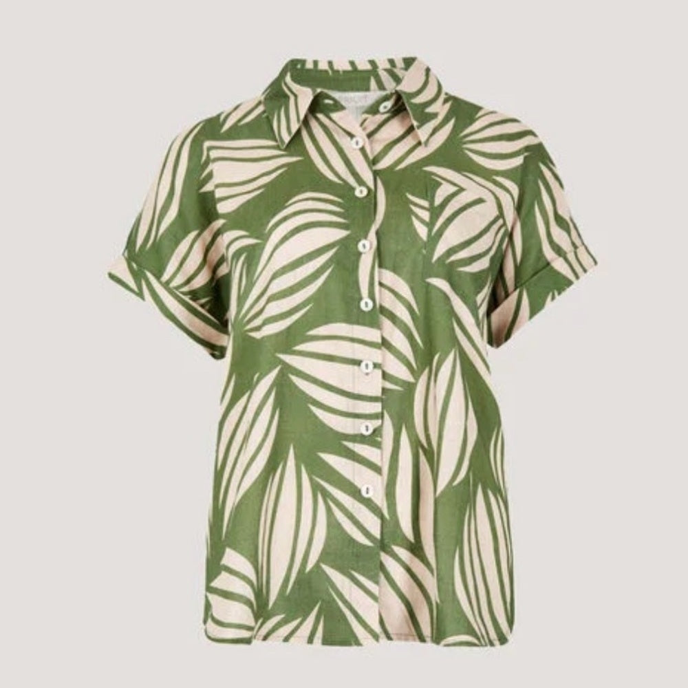 Apricot 🍑 - Chic in Linen Shell Shirt in Green