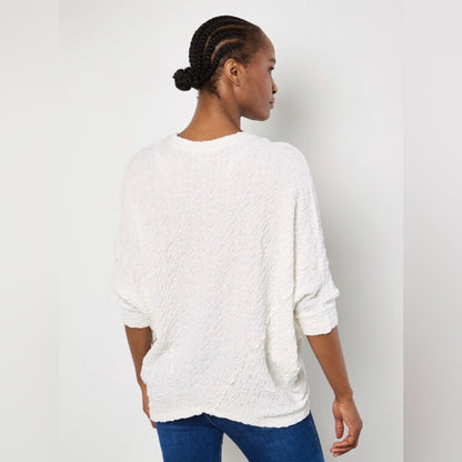 APRICOT 🍑 - White Textured Oversized Top