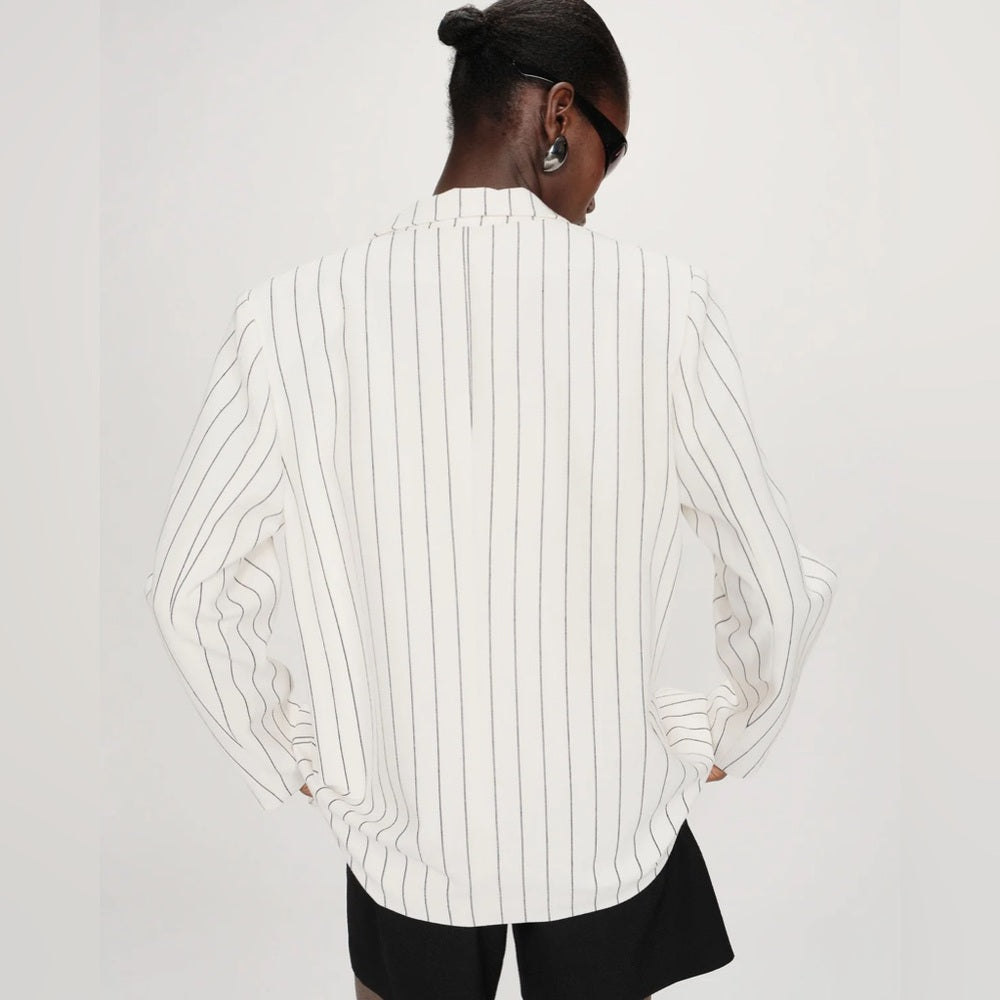 Grace & Mila -The VELVET two-button blazer