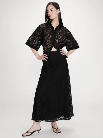 Grace & Mila - FLARED LONG LACE SKIRT
Black VISENYA