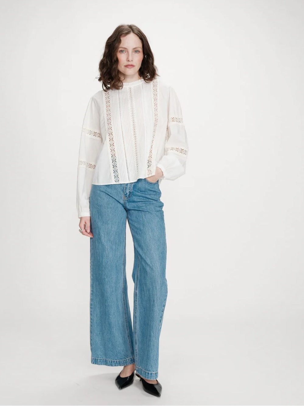 Grace & Mila - Velma Round Blouse