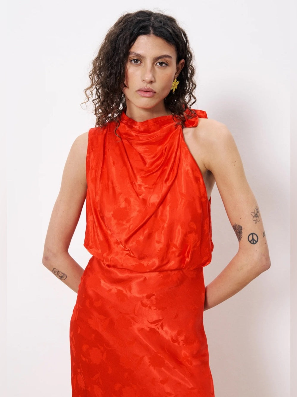 FRNCH 🇫🇷 - NELCIE RED DRESS