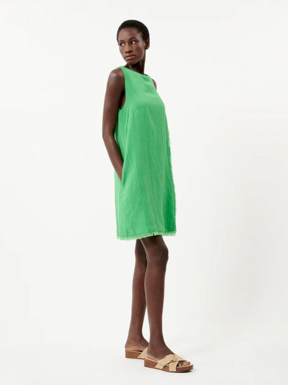 FRNCH 🇫🇷 Amalya Vert Dress!