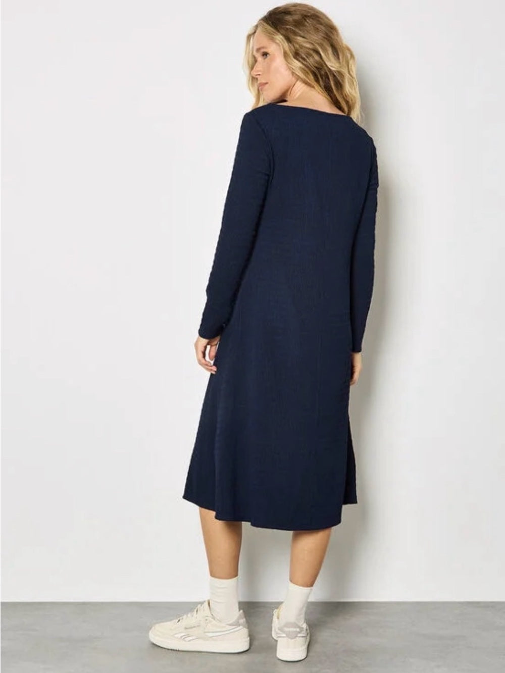 Apricot 🍑- Women’s Textured Navy Midi Dress
