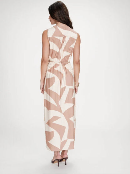 Grace & Mila - GEOMETRIC PRINT SLEEVELESS
WRAP DRESS Tan
VELLINE